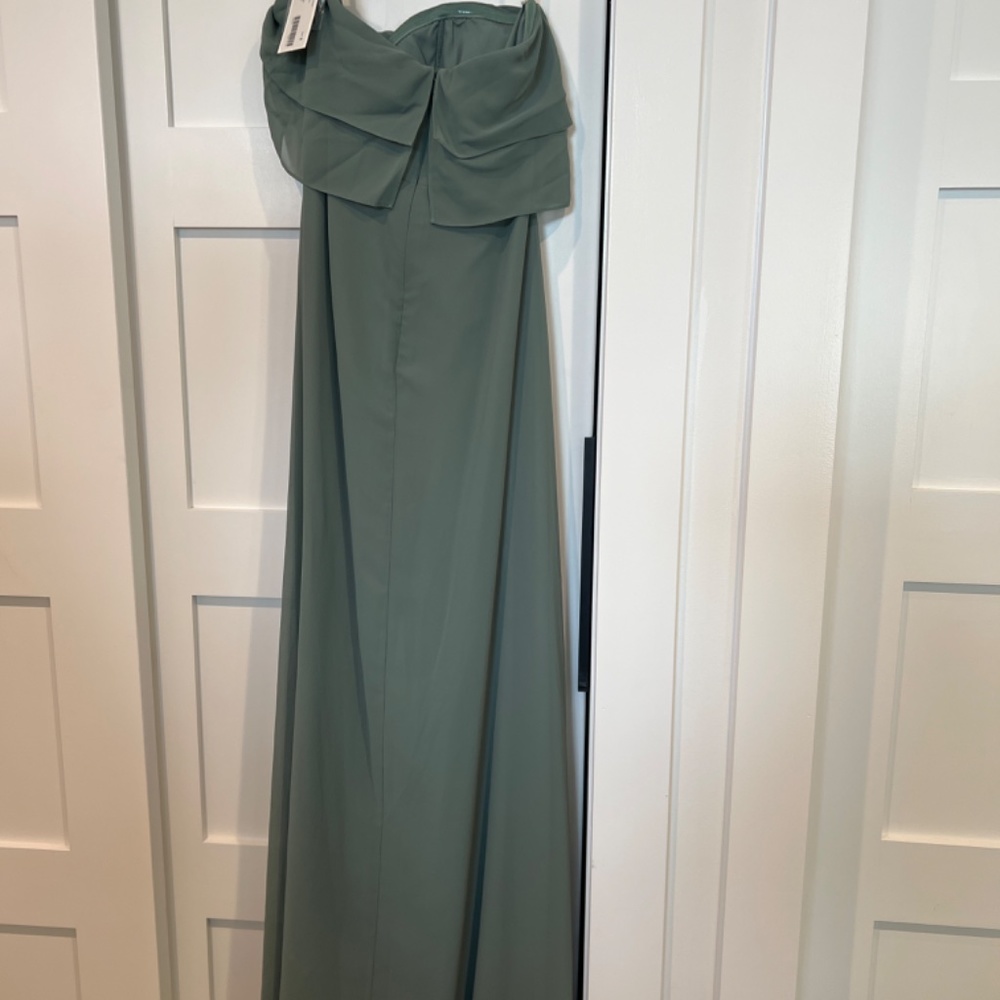 Bridesmaids/formal/prom